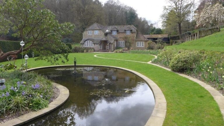 Architectural Water Feature Designs for Ponds and Gardens